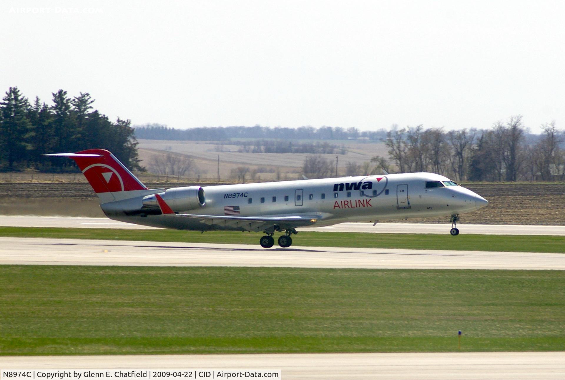 N8974C, 2004 Canadair CRJ-200LR (CL-600-2B19) C/N 7974, Departing Runway 31