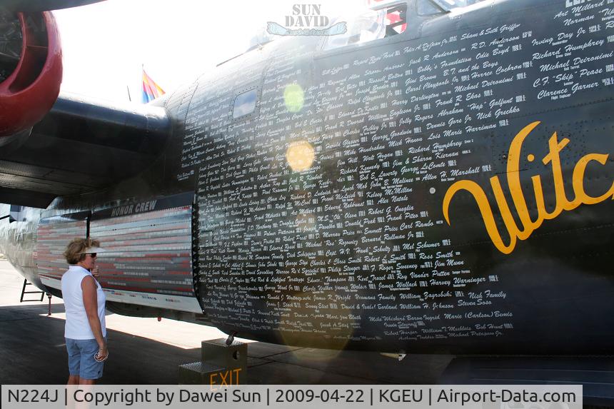 N224J, 1944 Consolidated B-24J-85-CF Liberator C/N 1347 (44-44052), N224J
