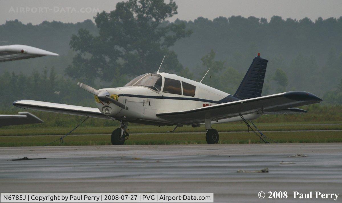 N6785J, 1968 Piper PA-28-140 Cherokee C/N 28-24513, Clean and sharp