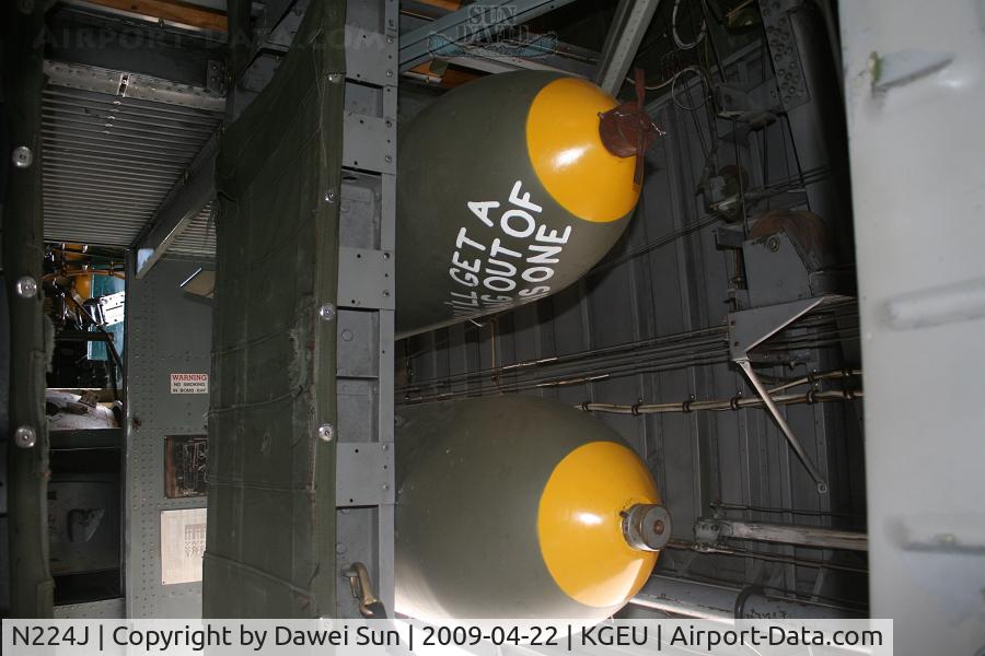 N224J, 1944 Consolidated B-24J-85-CF Liberator C/N 1347 (44-44052), bomb