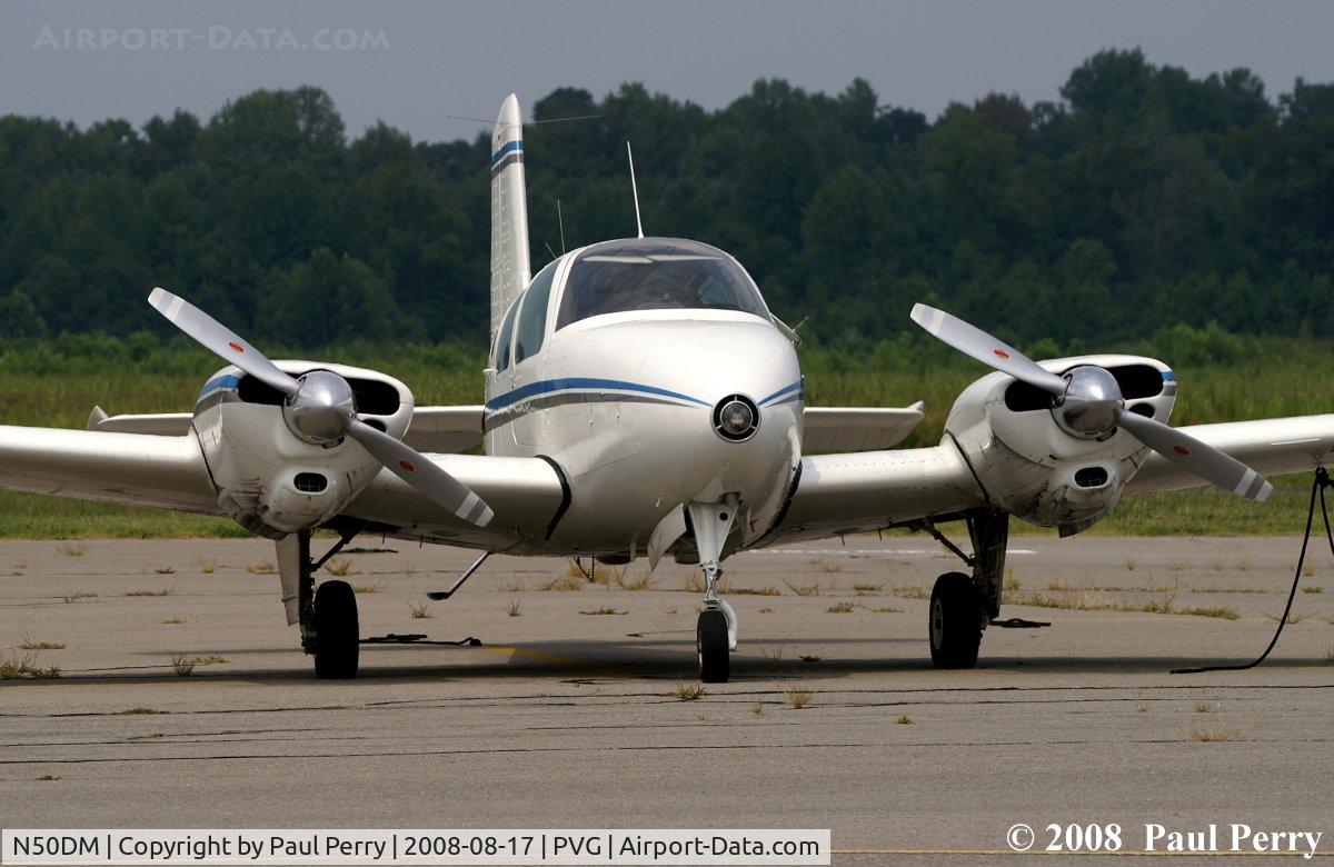 N50DM, 1960 Beech B95 Travel Air C/N TD-332, A closer look...