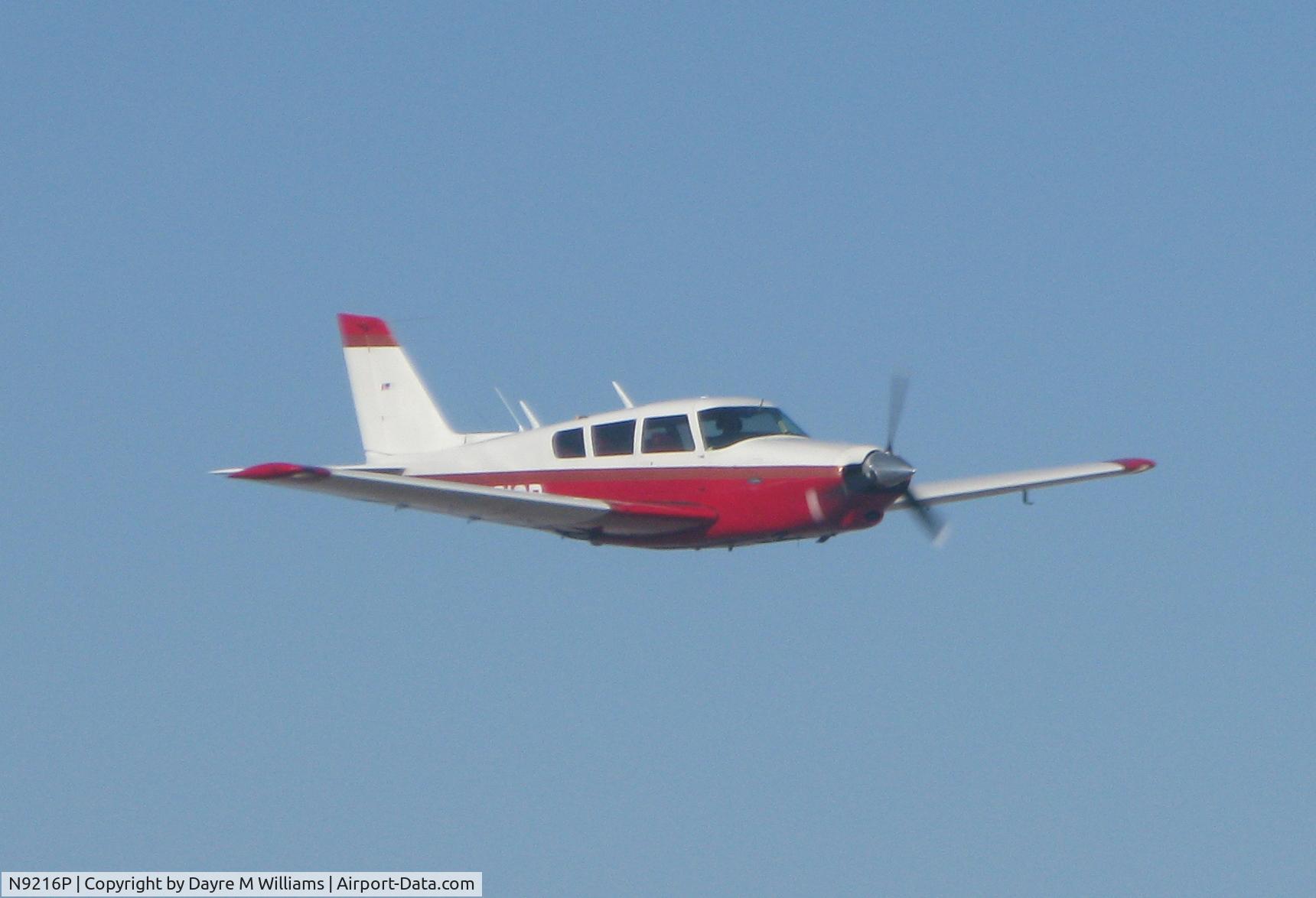 N9216P, 1967 Piper PA-24-260 C/N 24-4712, N9216P in flight
