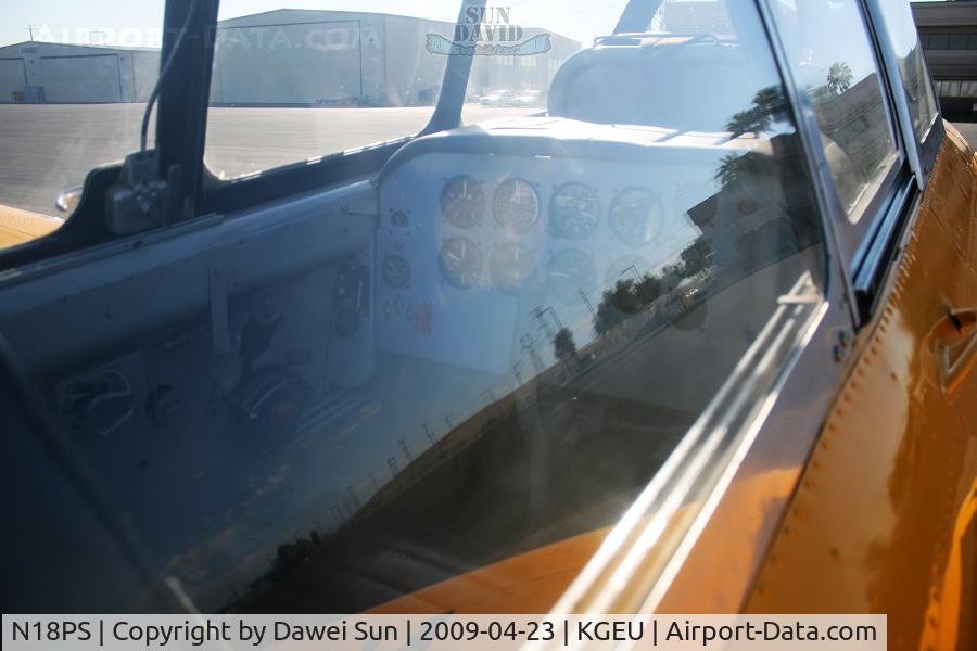 N18PS, 1957 Beech T-34B C/N BG-327, cocpit