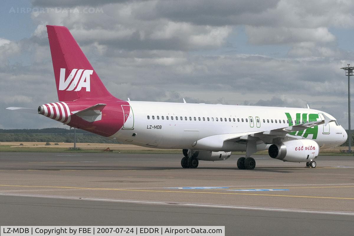 LZ-MDB, 2007 Airbus A320-214 C/N 3125, Air Via A320