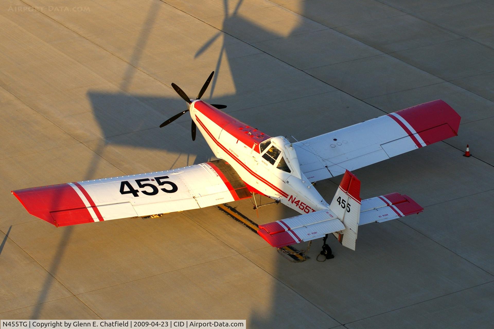 N455TG, 1998 PZL-Mielec M-18B C/N 1Z027-27, Looking down from the control tower