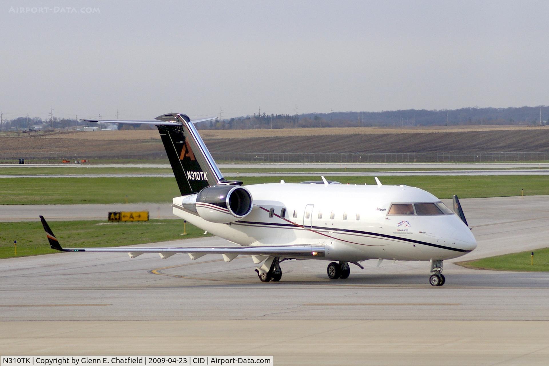 N310TK, 2005 Bombardier Challenger 604 (CL-600-2B16) C/N 5606, Taxiing in to Landmark FBO.