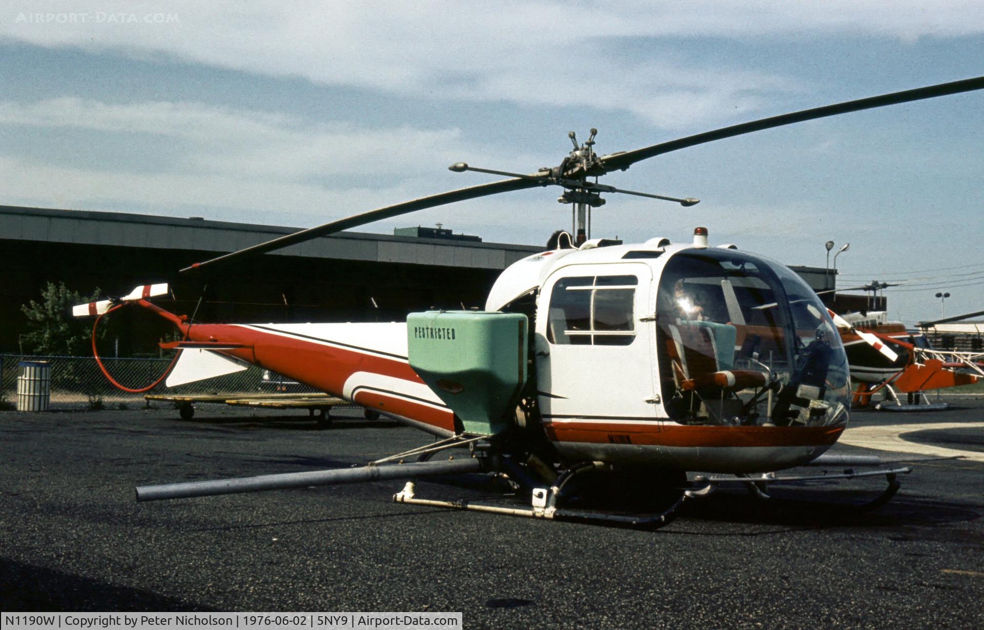 N1190W, 1965 Bell 47J-2A Ranger C/N 3302, Bell 47J-2A Ranger of Island Helicopters at Roosevelt Heliport, Long Island in the Summer of 1976.