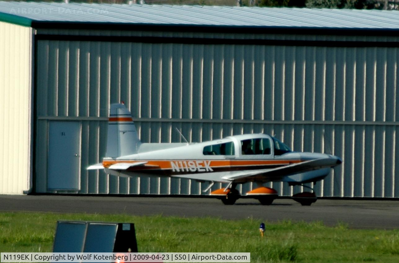 N119EK, 1974 Grumman American AA-5 Traveler C/N AA5-0595, back into the nest