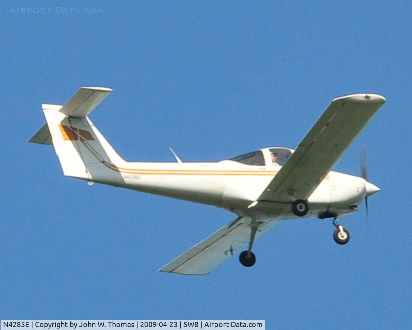 N4285E, 1978 Piper PA-38-112 Tomahawk C/N 38-78A0528, Low pass only