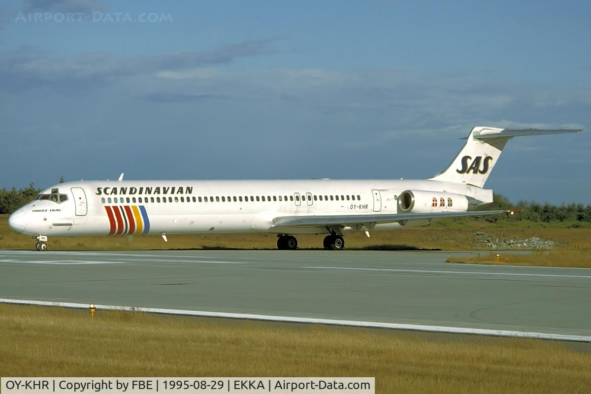 OY-KHR, 1991 McDonnell Douglas MD-81 (DC-9-81) C/N 53275, line up at Karup (KM25 slidescan)