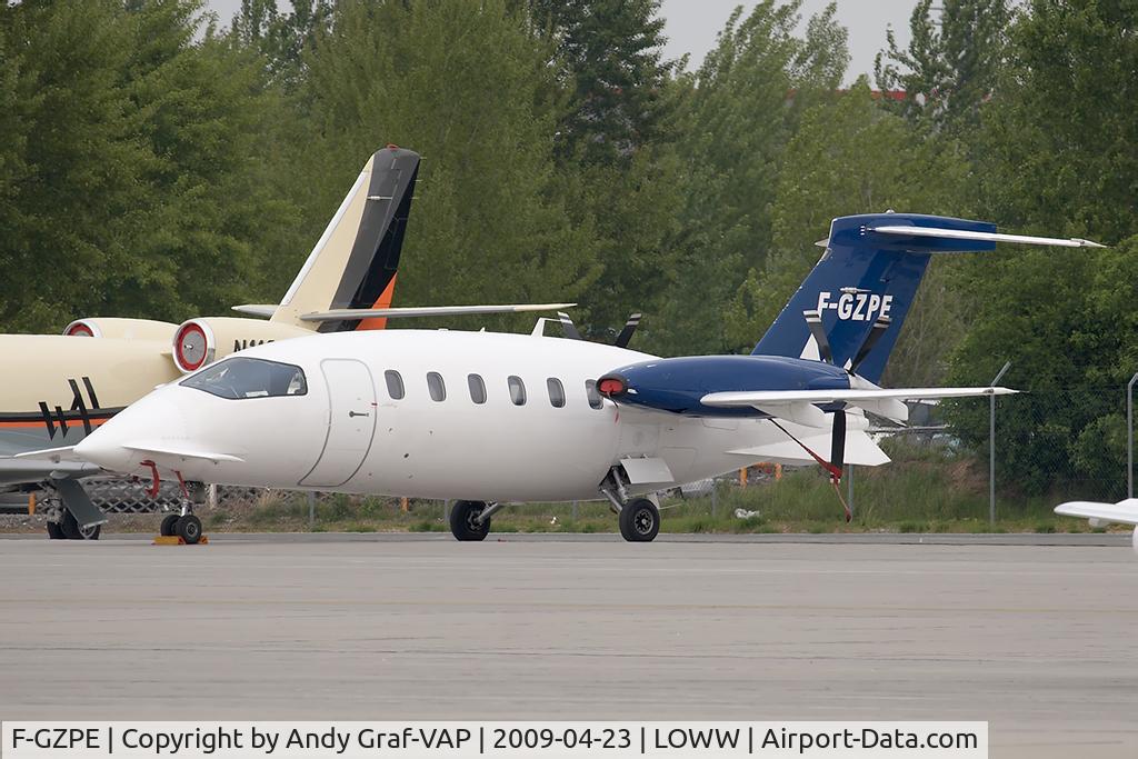 F-GZPE, 2003 Piaggio P-180 Avanti C/N 1064, Piaggio P180