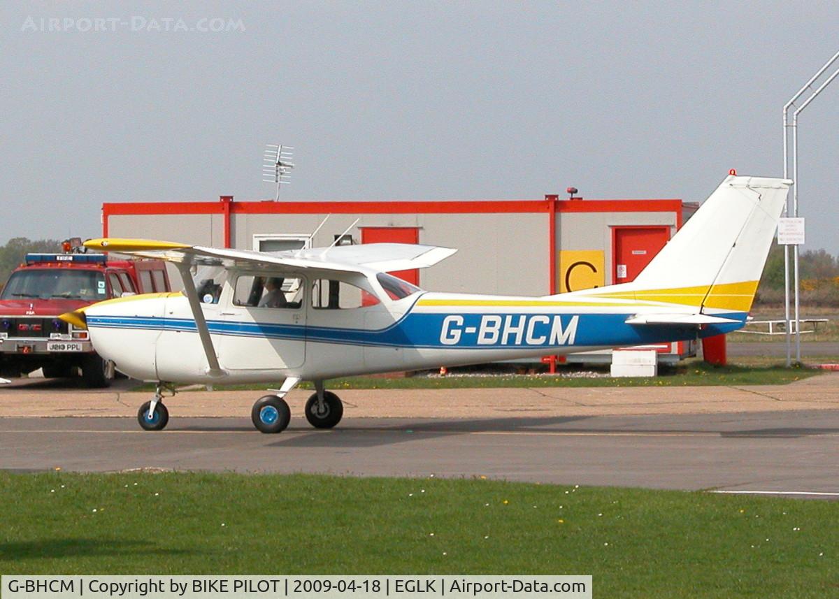 G-BHCM, 1967 Reims F172H Skyhawk C/N 0468, VISITING A/C GOING PAST THE PUMPS