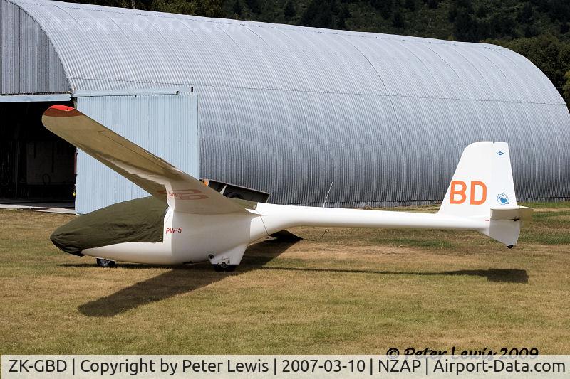 ZK-GBD, PZL-Swidnik PW-5 Smyk C/N 17.05.013, Taupo GC