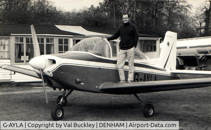G-AYLA, 1970 AESL Glos-Airtourer 115/T2 C/N 524, Glos Airtourer at Denham