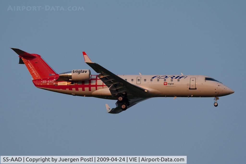 S5-AAD, 1997 Canadair CRJ-200LR (CL-600-2B19) C/N 7166, Bombardier CRJ-200/LR