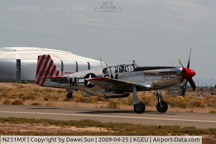 N251MX, 1943 North American P-51C-10 Mustang C/N 103-22730, depart to scottdale