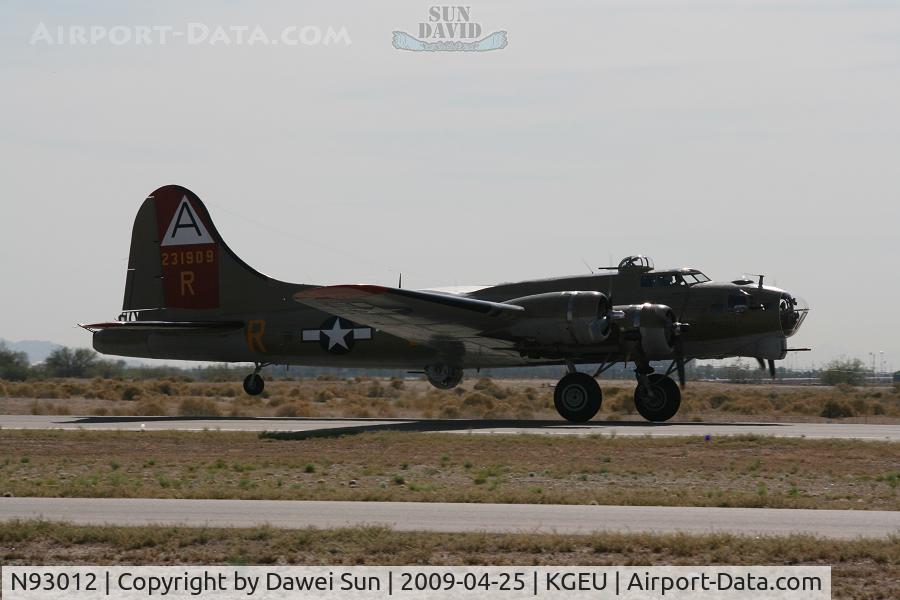 N93012, 1944 Boeing B-17G-30-BO Flying Fortress C/N 32264, N93012