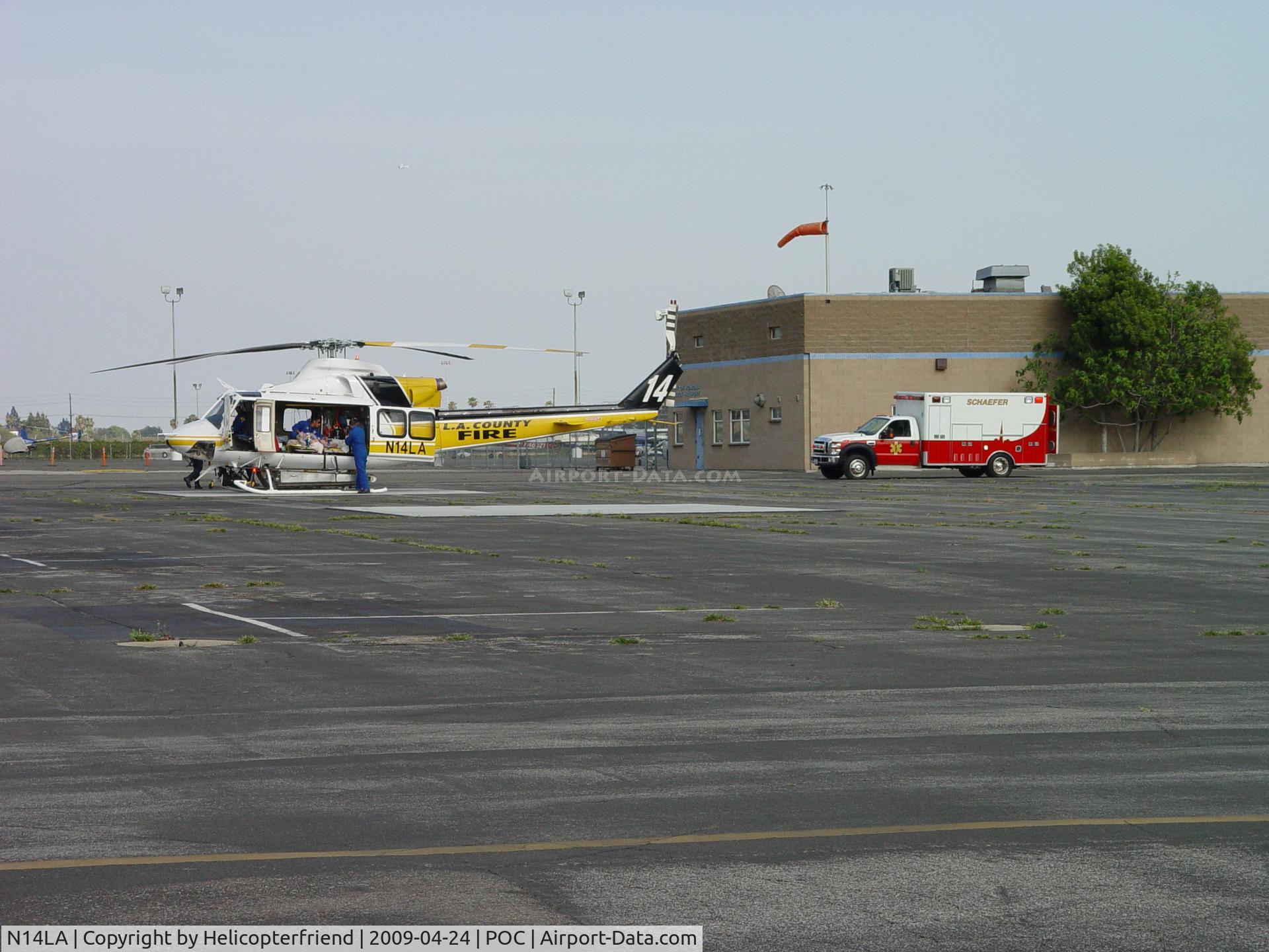 N14LA, 2005 Bell 412EP C/N 36393, Patient onboard and starting engines