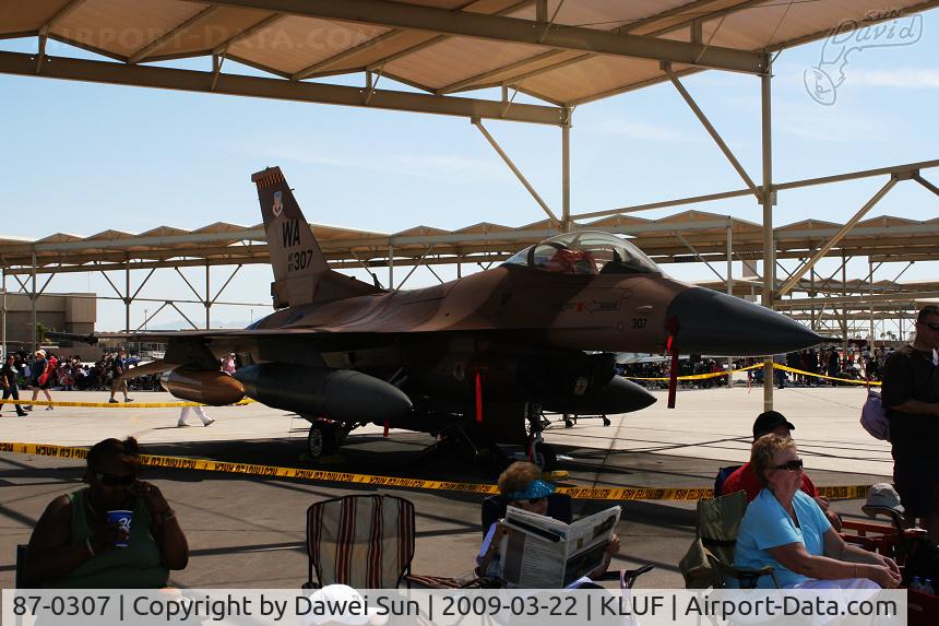 87-0307, 1987 General Dynamics F-16C Fighting Falcon C/N 5C-568, Luke Airshow 2009