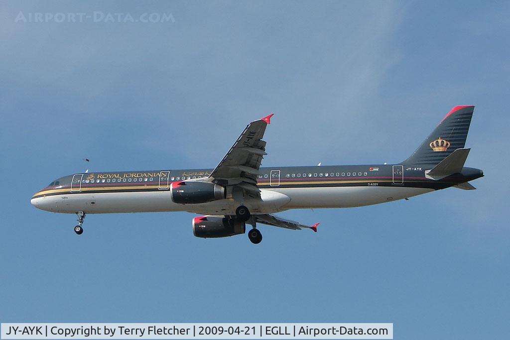 JY-AYK, 2008 Airbus A321-231 C/N 3522, Royal Jordanian A321 on approach to London Heathrow