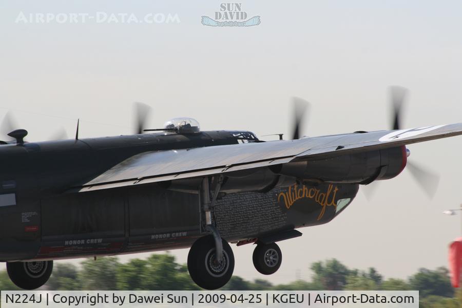 N224J, 1944 Consolidated B-24J-85-CF Liberator C/N 1347 (44-44052), rotate
