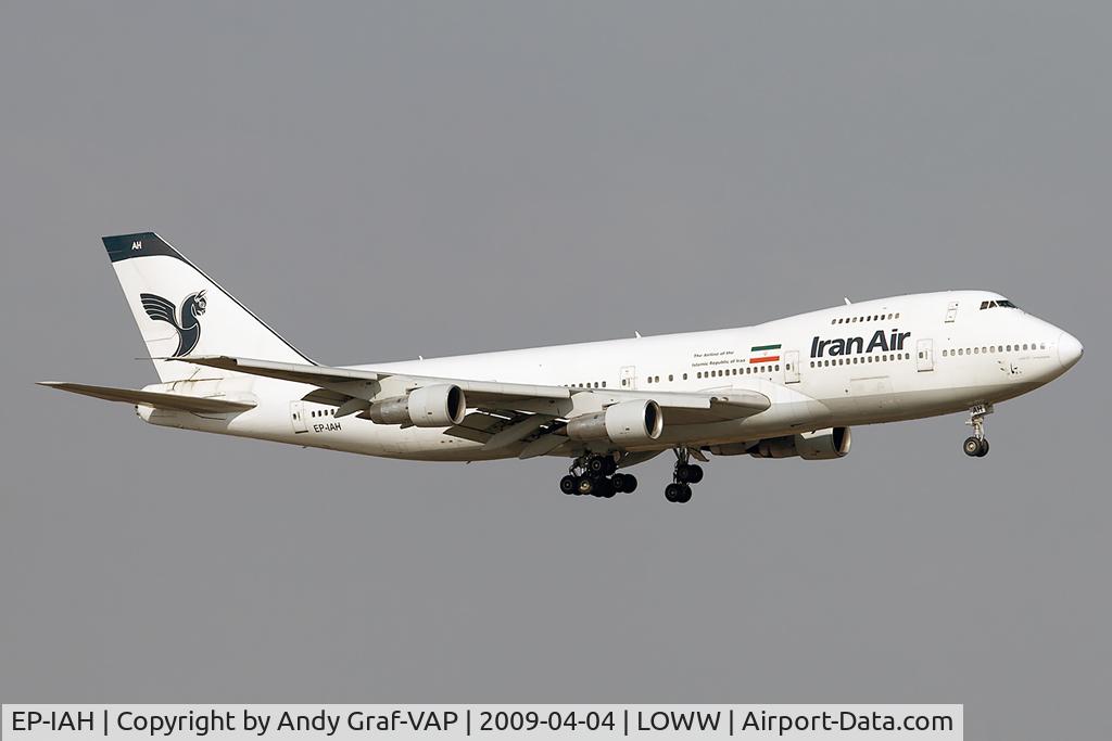 EP-IAH, 1976 Boeing 747-286M C/N 21218, Iran Air 747-200