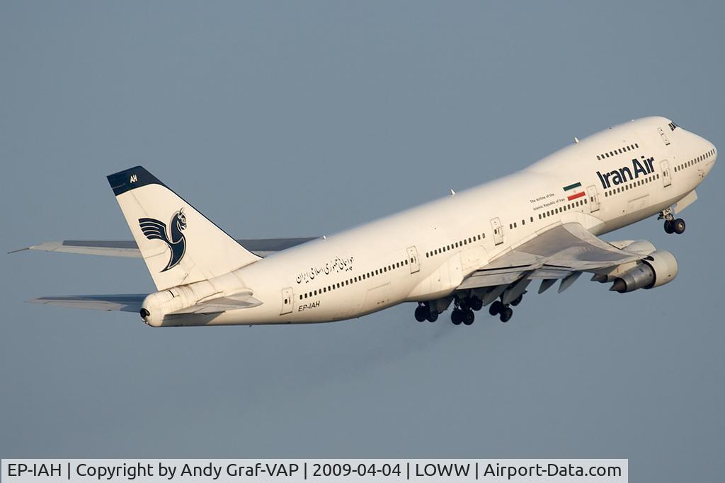 EP-IAH, 1976 Boeing 747-286M C/N 21218, Iran Air 747-200