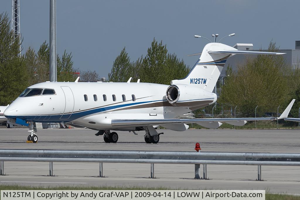 N125TM, 2006 Bombardier Challenger 300 (BD-100-1A10) C/N 20104, BD-100