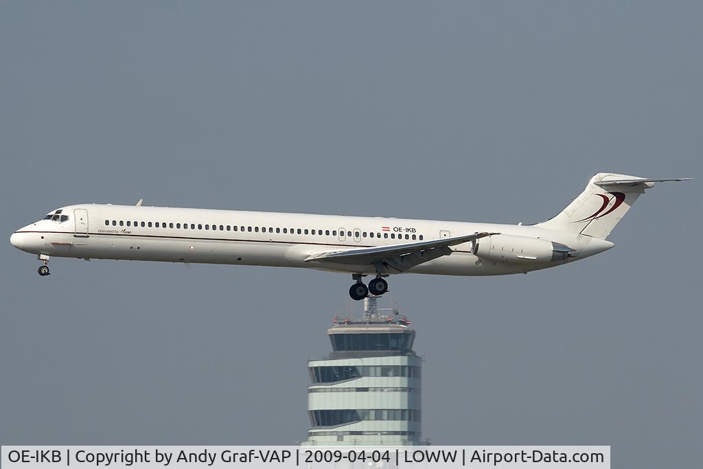 OE-IKB, 1986 McDonnell Douglas MD-83 (DC-9-83) C/N 49448, Mapjet MD80