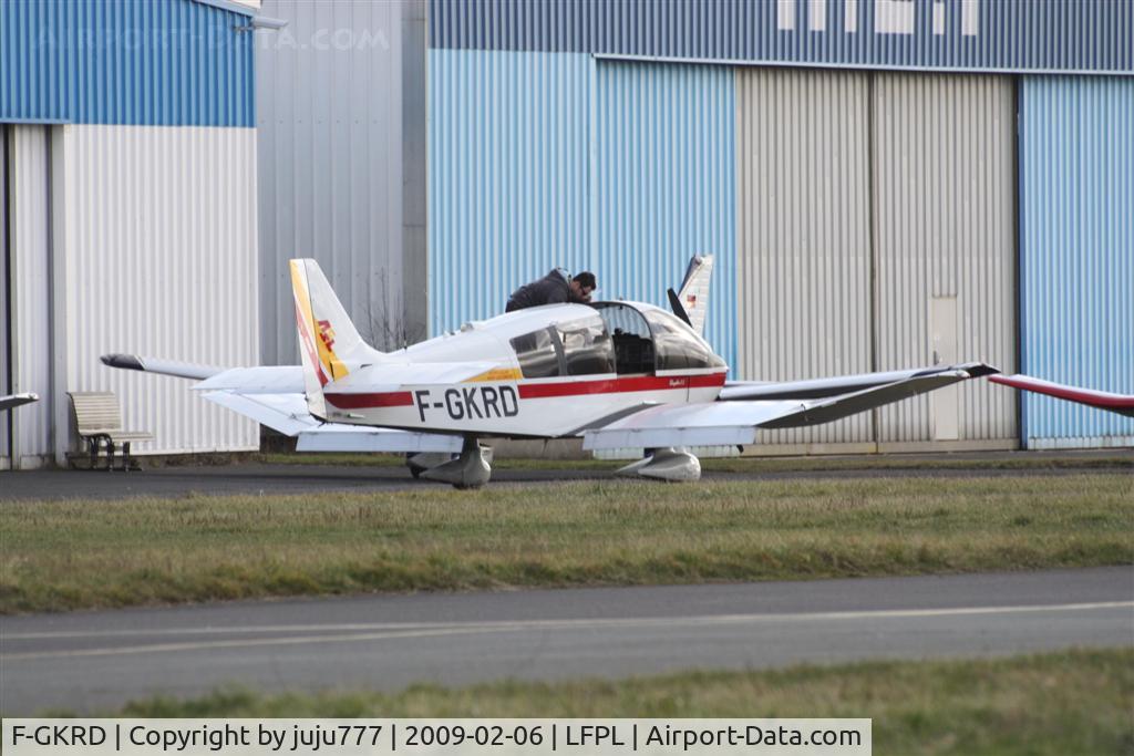 F-GKRD, Robin DR-400-120 Dauphin 2+2 C/N 1992, on display at Logne