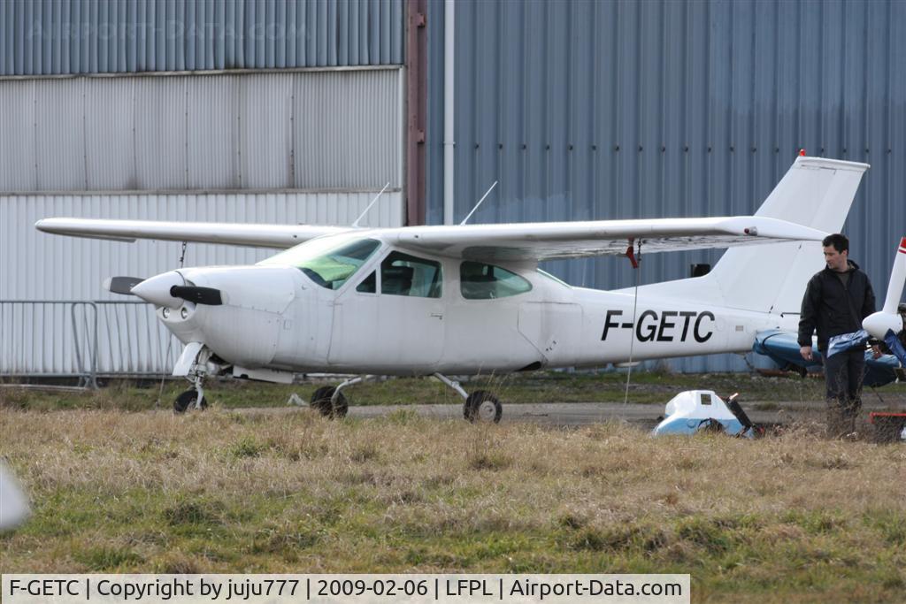 F-GETC, Reims F177RG Cardinal RG C/N 0050, on display at Logne