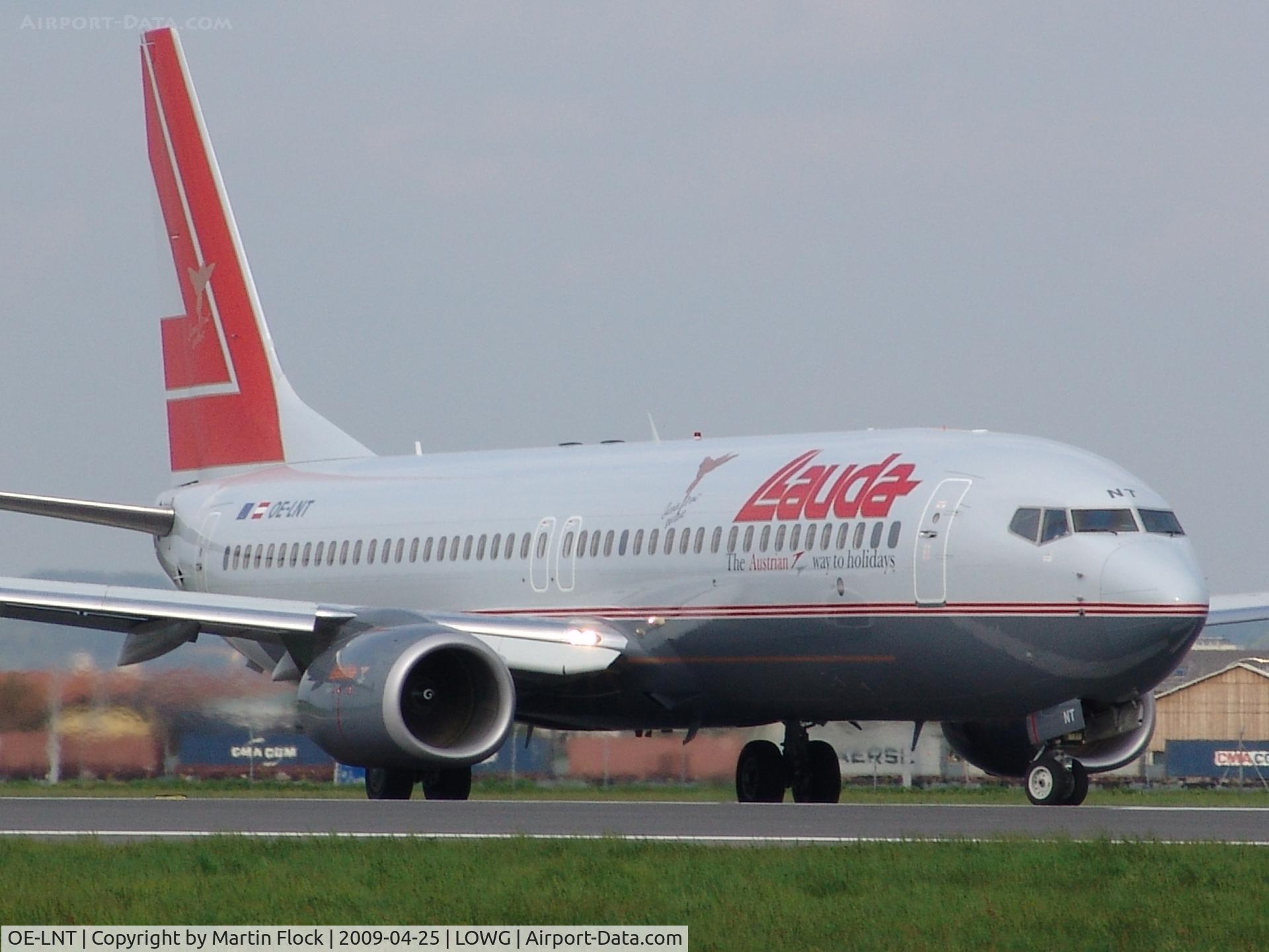 OE-LNT, 2006 Boeing 737-8Z9 C/N 33834, .