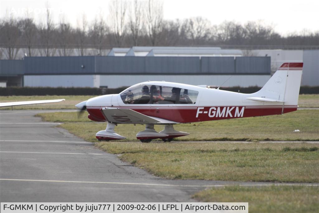 F-GMKM, Robin DR-400-140B Major C/N 2202, on display at Logne
