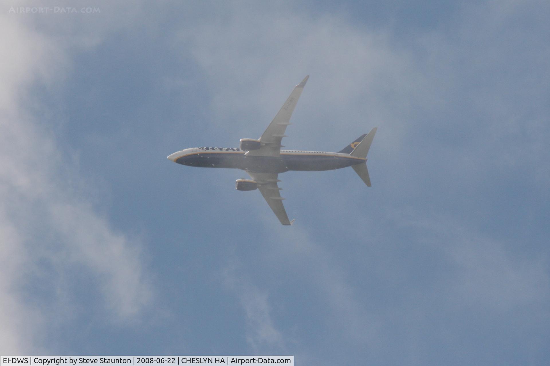EI-DWS, 2007 Boeing 737-8AS C/N 33625, Approaching Birmingham Airport over Cheslyn Hay