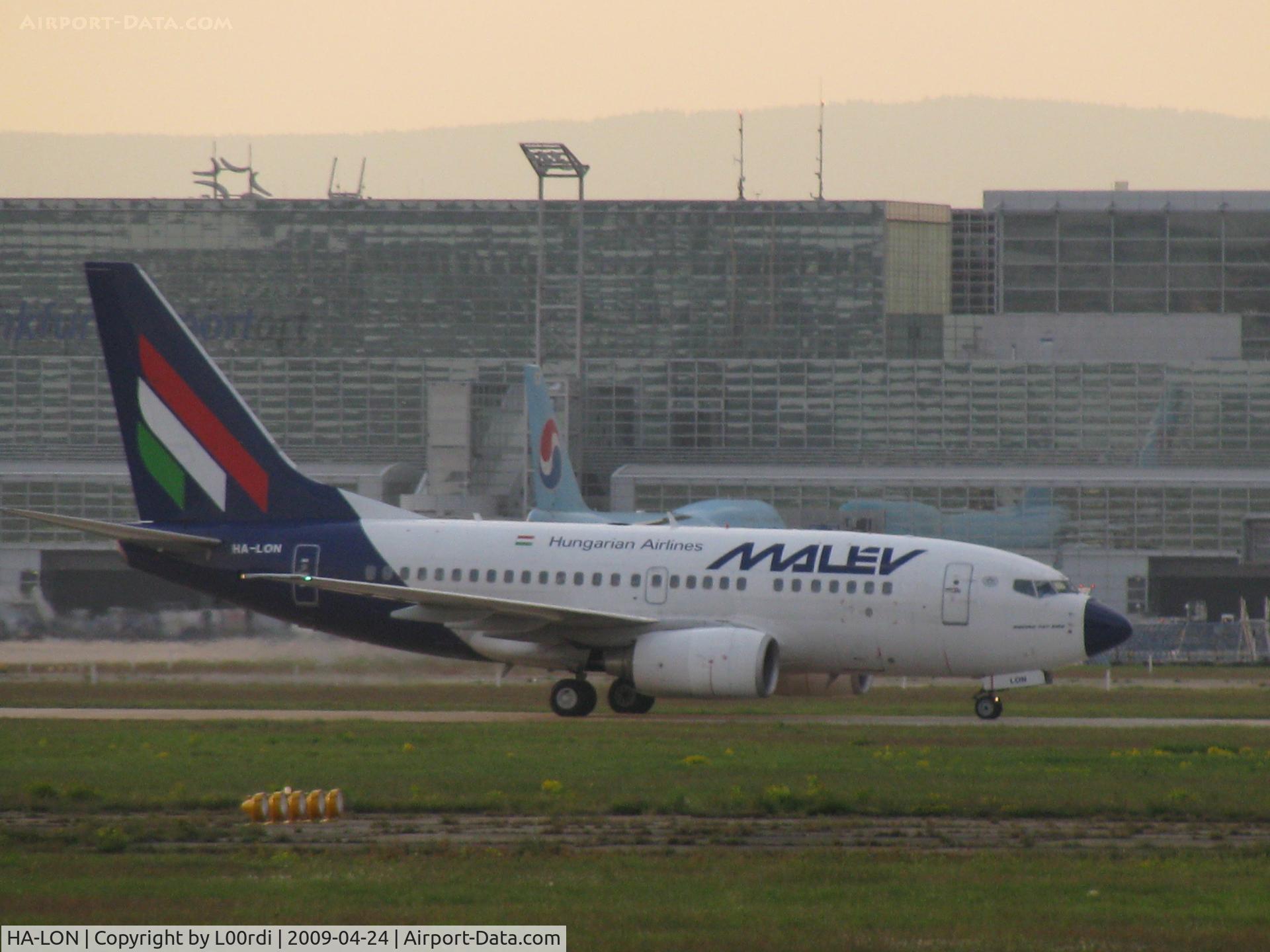 HA-LON, 2004 Boeing 737-6Q8 C/N 29353, HA-LON