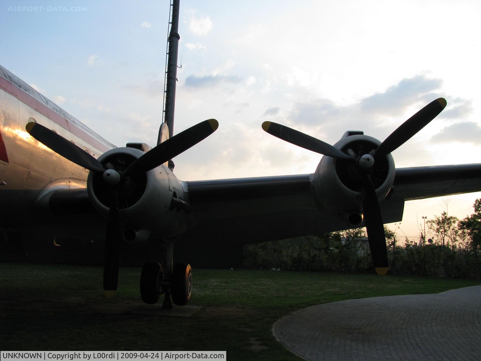 UNKNOWN, Airliners Various C/N Unknown, Twin Wasp