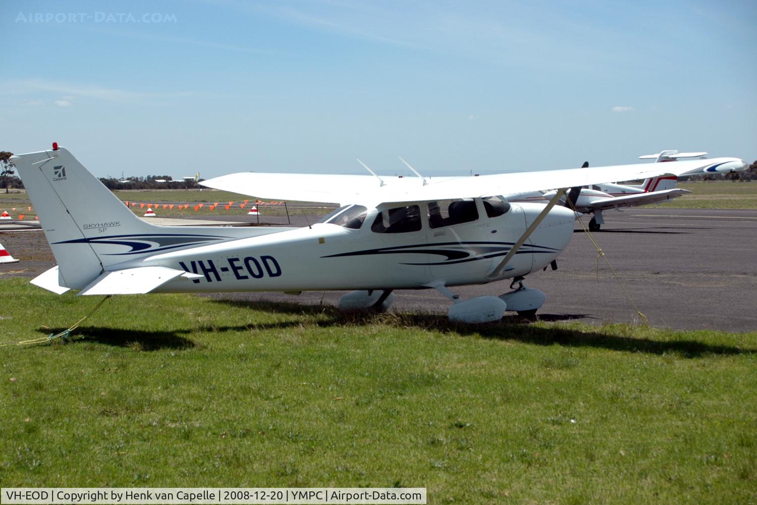 VH-EOD, 2005 Cessna 172S C/N 172S9950, Cessna 172S parked at Point Cook airfield, Victoria, Australia