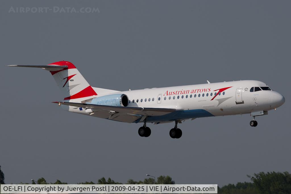 OE-LFI, 1995 Fokker 70 (F-28-0070) C/N 11529, Fokker 70