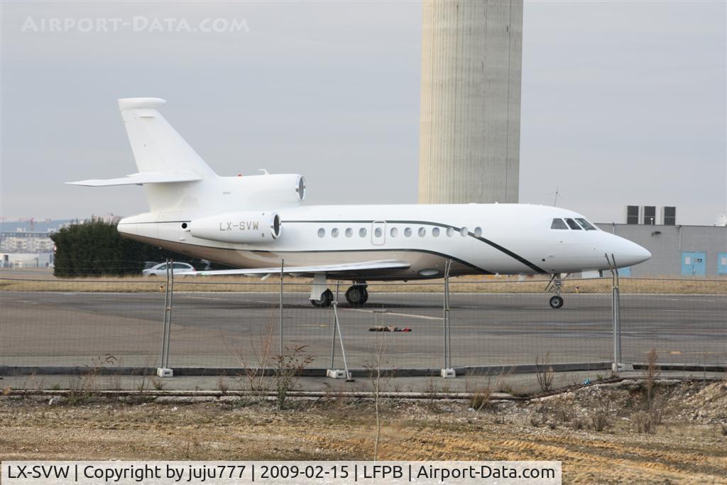 LX-SVW, 2001 Dassault Falcon 2000 C/N 133, on transit at Le Bourget whis new peint
