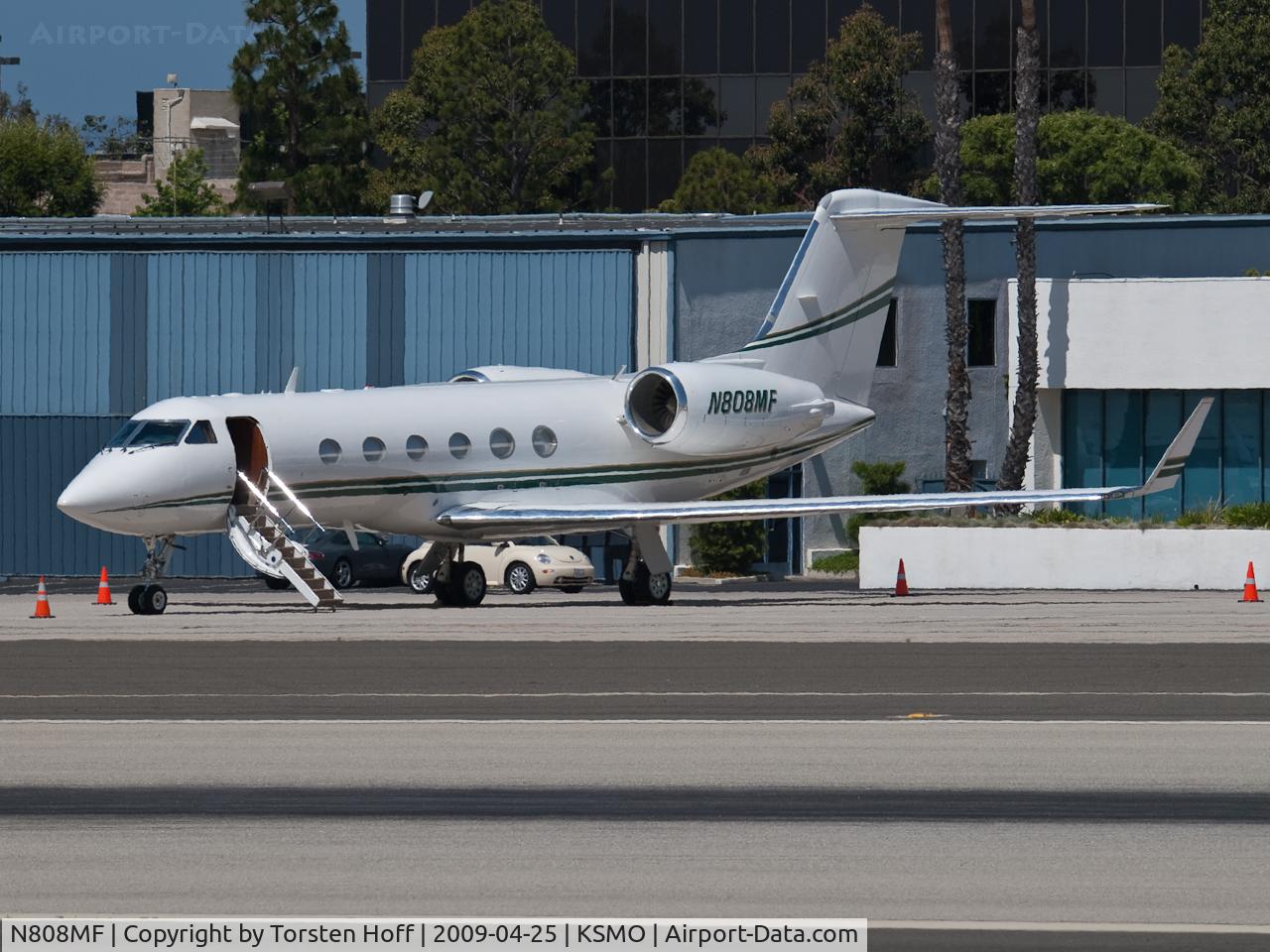 N808MF, 2001 Gulfstream Aerospace Gulfstream IV C/N 1448, N808MF parked at KSMO