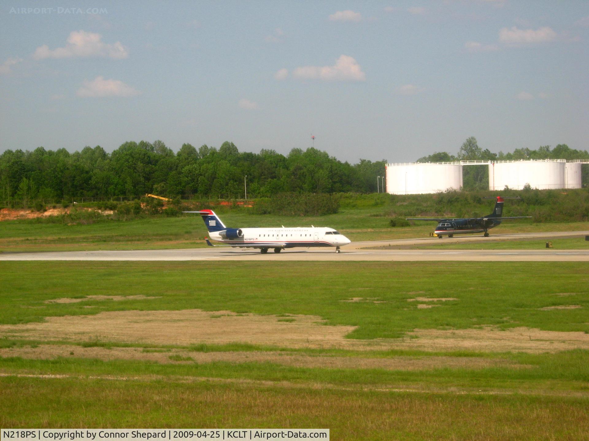 N218PS, 2003 Bombardier CRJ-200ER (CL-600-2B19) C/N 7885, 