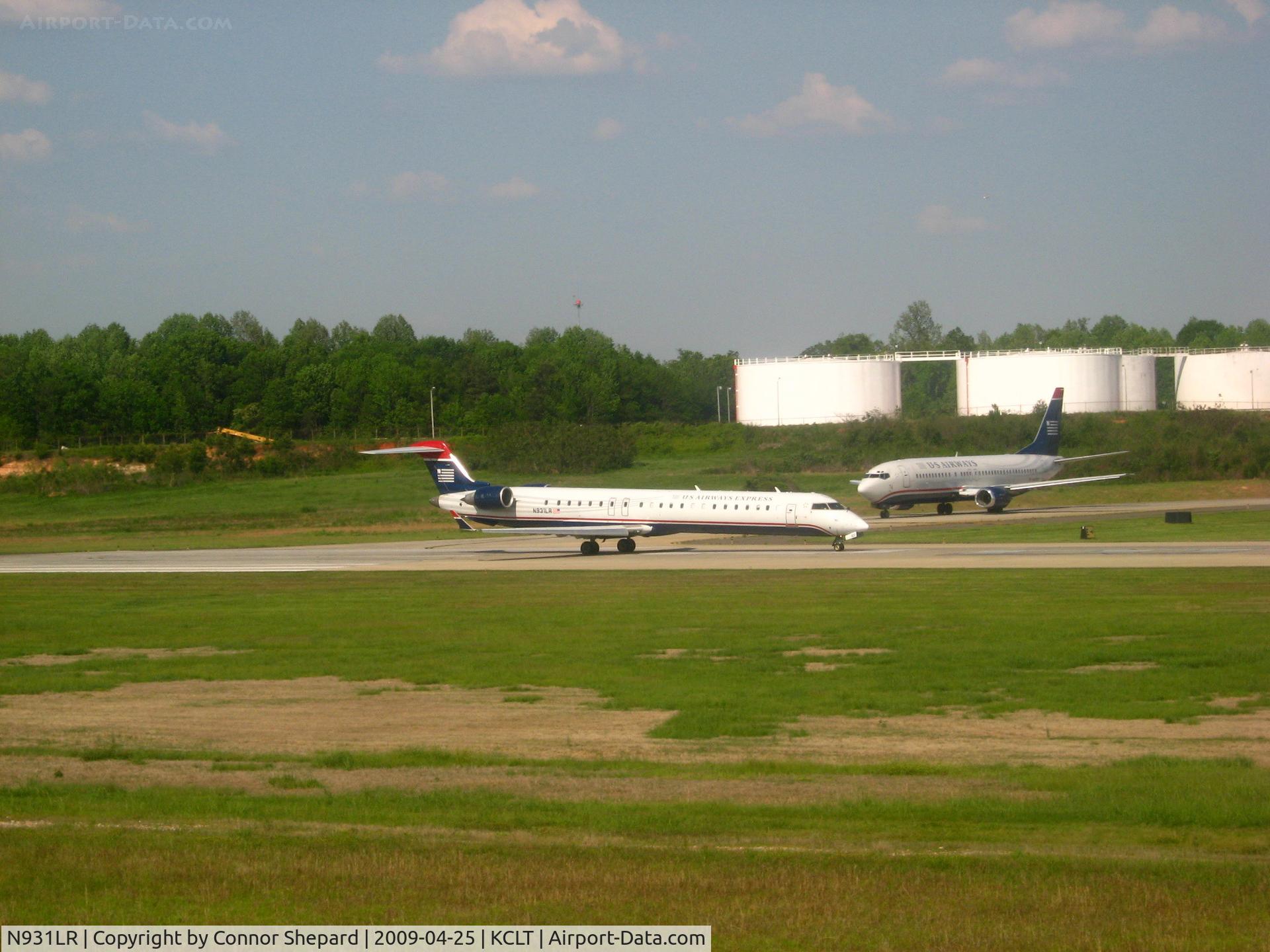 N931LR, 2005 Bombardier CRJ-900ER (CL-600-2D24) C/N 15031, 