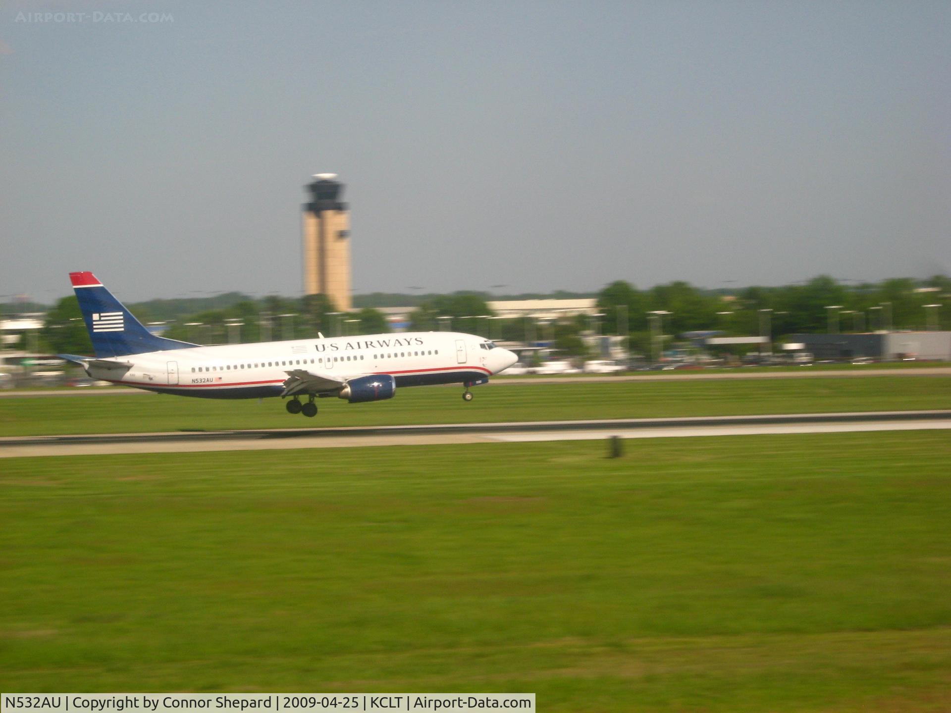 N532AU, 1989 Boeing 737-3B7 C/N 24479, 737