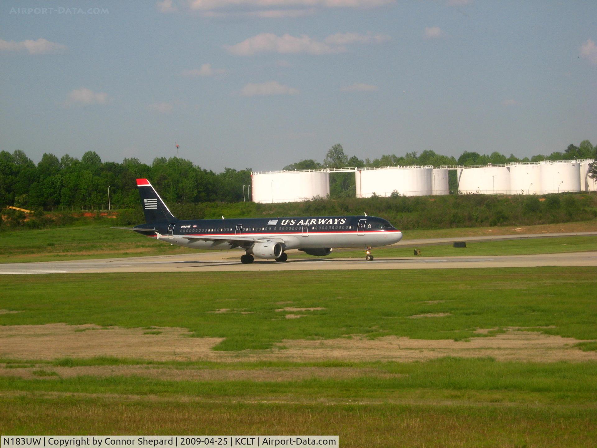 N183UW, 2001 Airbus A321-211 C/N 1539, A321