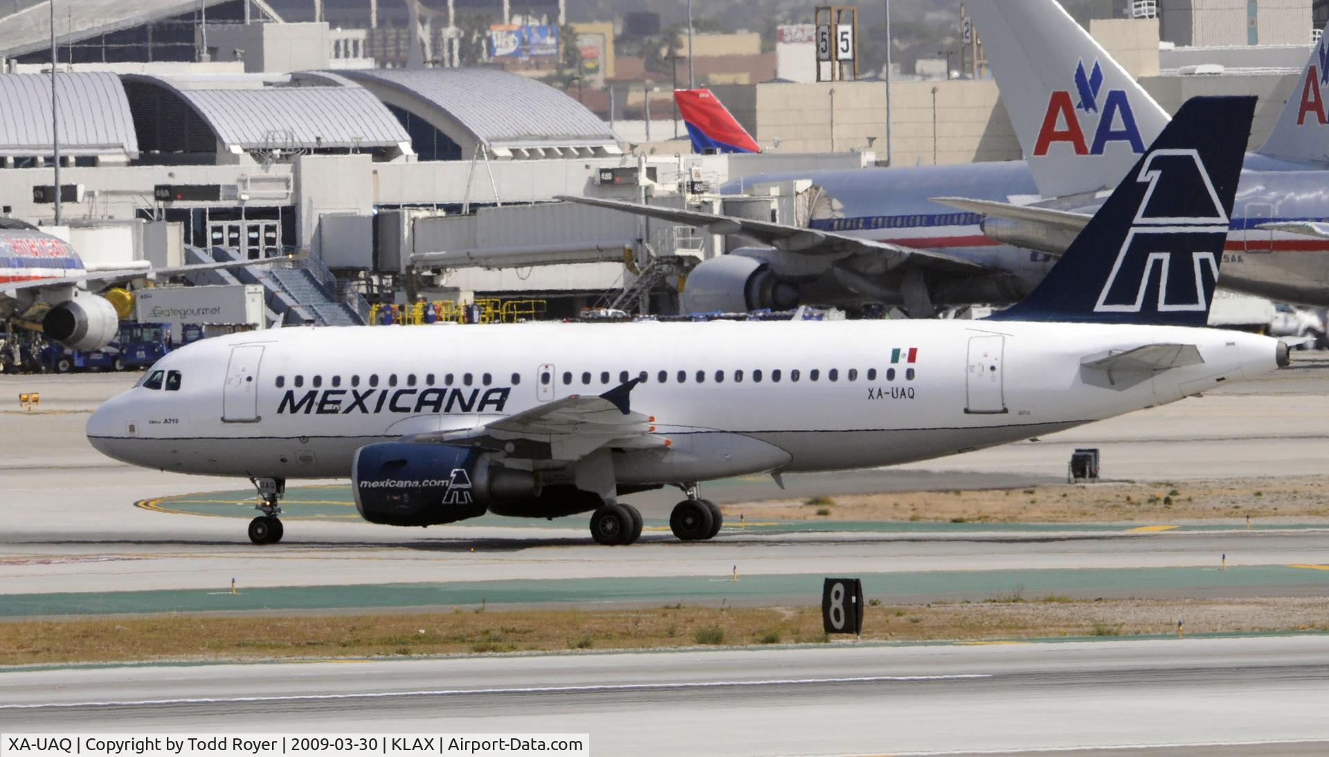 XA-UAQ, 2001 Airbus A319-112 C/N 1598, Taxi to gate