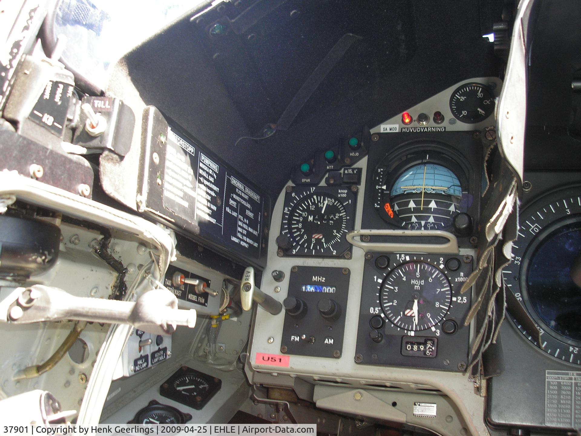 37901, 1975 Saab AJSH 37 Viggen C/N 37901, Aviodrome Aviation Museum at Lelystad Airport