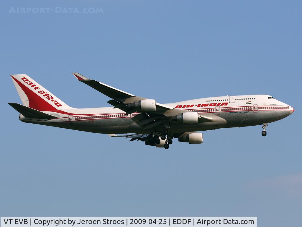 VT-EVB, 1996 Boeing 747-437 C/N 28095, .