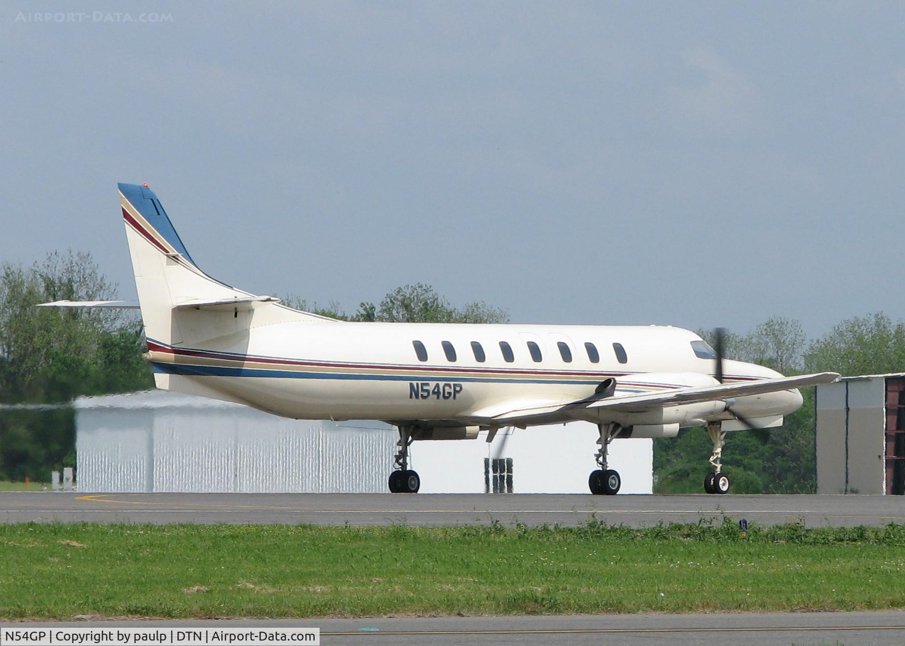 N54GP, 1975 Swearingen SA-226AT Merlin IV C/N AT034, Rolling for take off on runway 14 at the Shreveport Downtown airport.