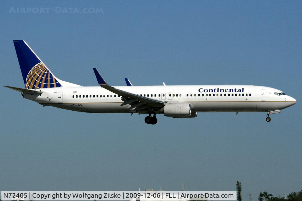 N72405, 2001 Boeing 737-924 C/N 30122, visitor