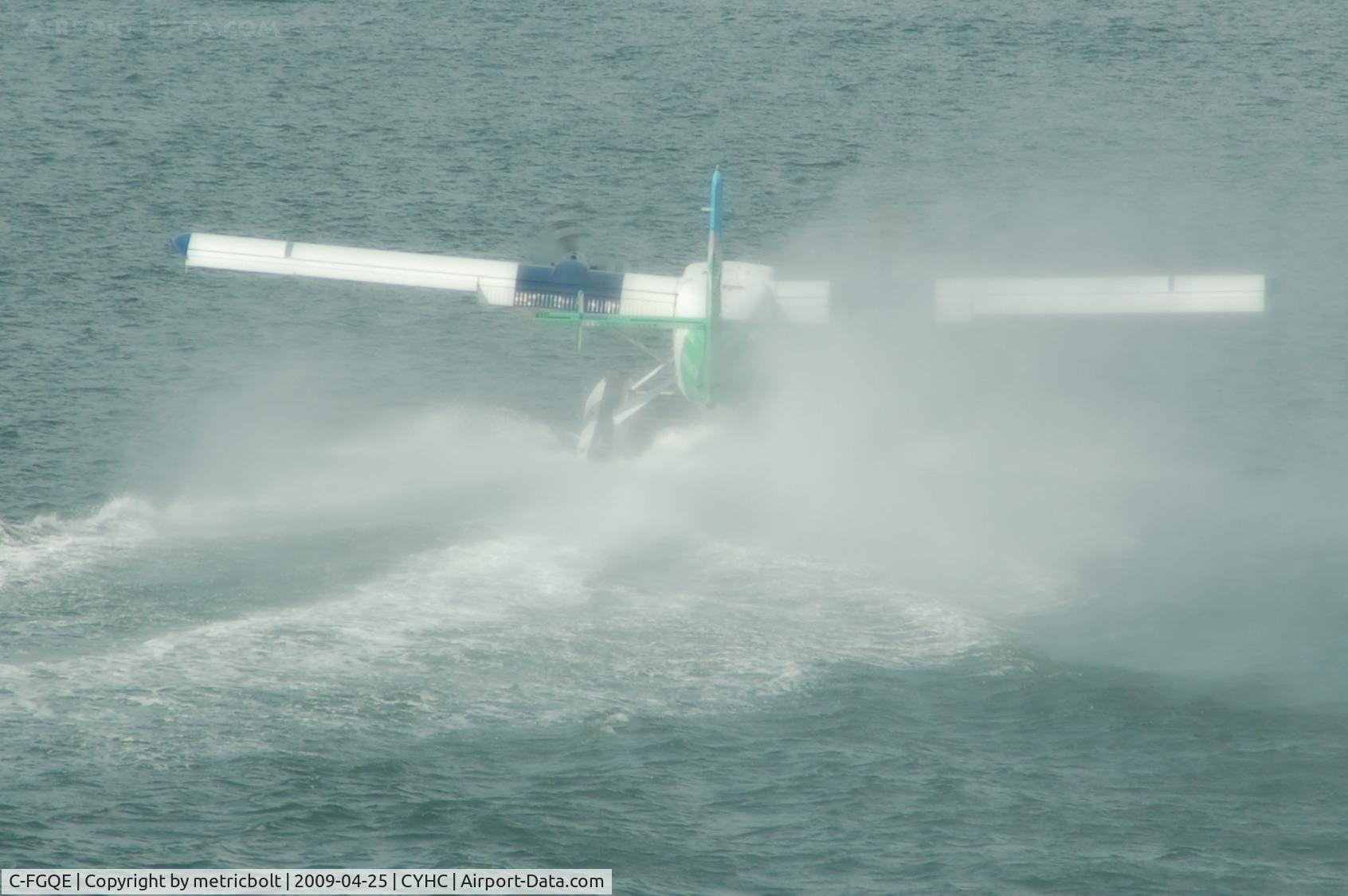 C-FGQE, 1967 De Havilland Canada DHC-6-100 Twin Otter C/N 40, takeoff